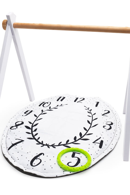 Benefits of Black + White